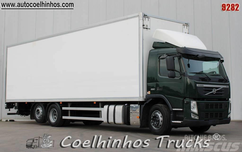 Volvo FM 330 Camiones con caja de remolque