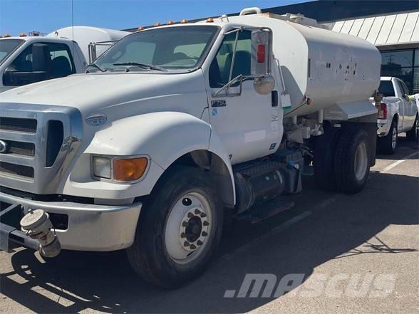 Ford F750 Camiones cisternas