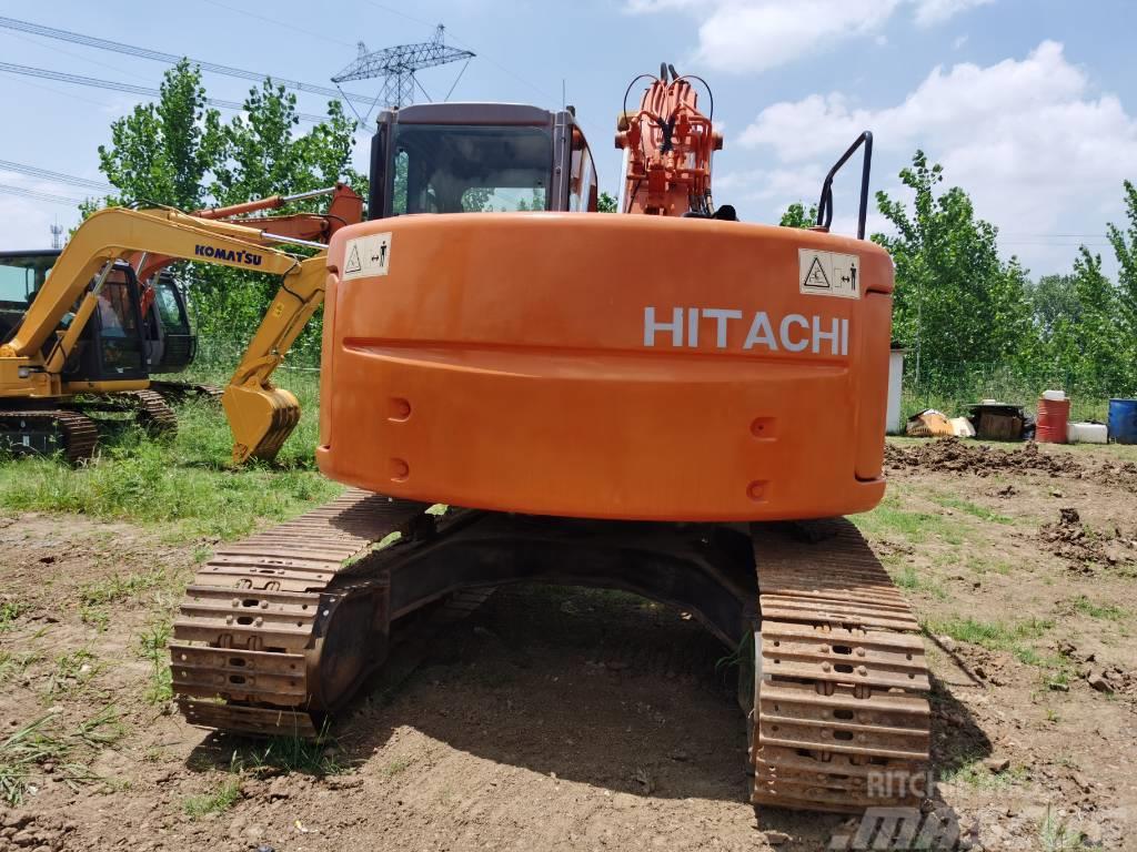 Hitachi ZX 135 Excavadoras sobre orugas