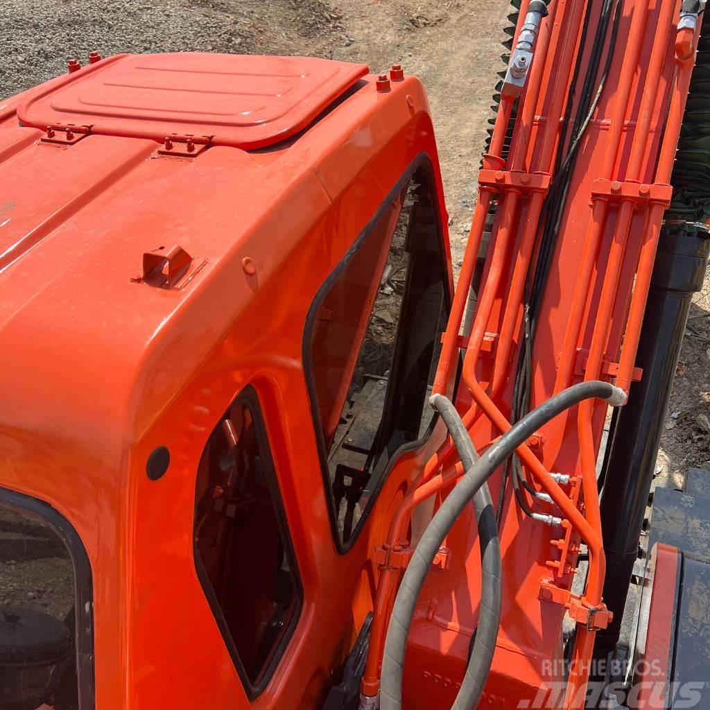 Doosan DX150W Excavadoras de ruedas