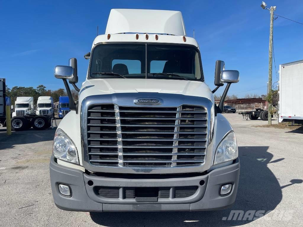 Freightliner Cascadia 125 Camiones tractor