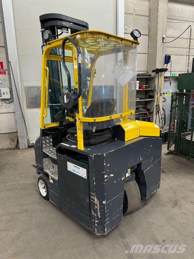 Combilift CBE3000 Montacargas de 4 vías