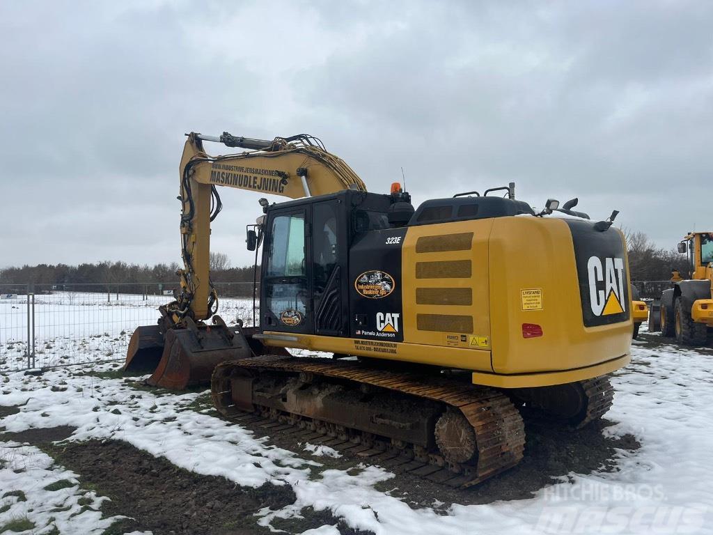 CAT 323 EL Excavadoras sobre orugas