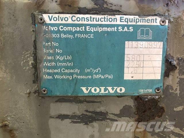 Volvo Puinbak Palas mecánicas separadoras