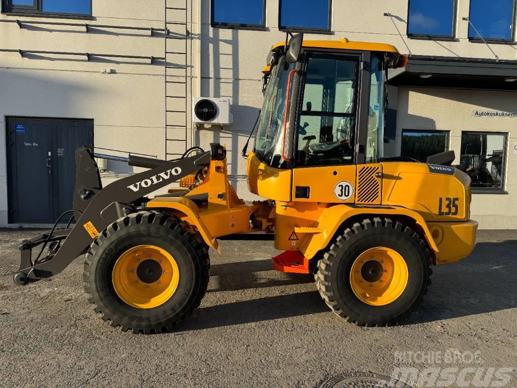 Volvo L35 HS Cargadoras sobre ruedas