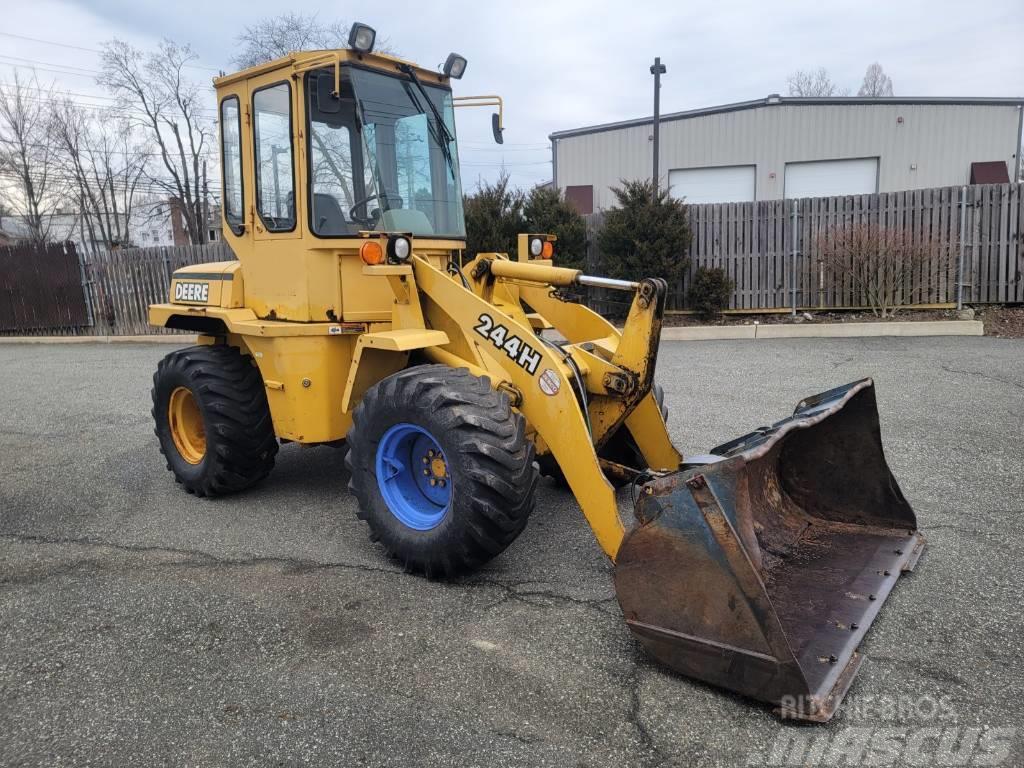 John Deere 244H Cargadoras sobre ruedas