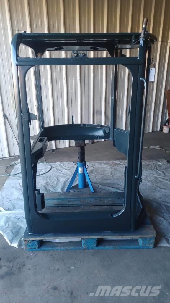 Yanmar Vio 45 Cabina