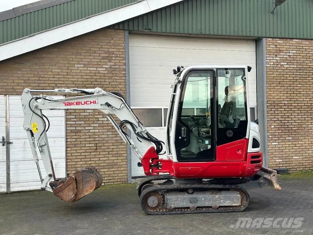 Takeuchi TB230 Miniexcavadoras