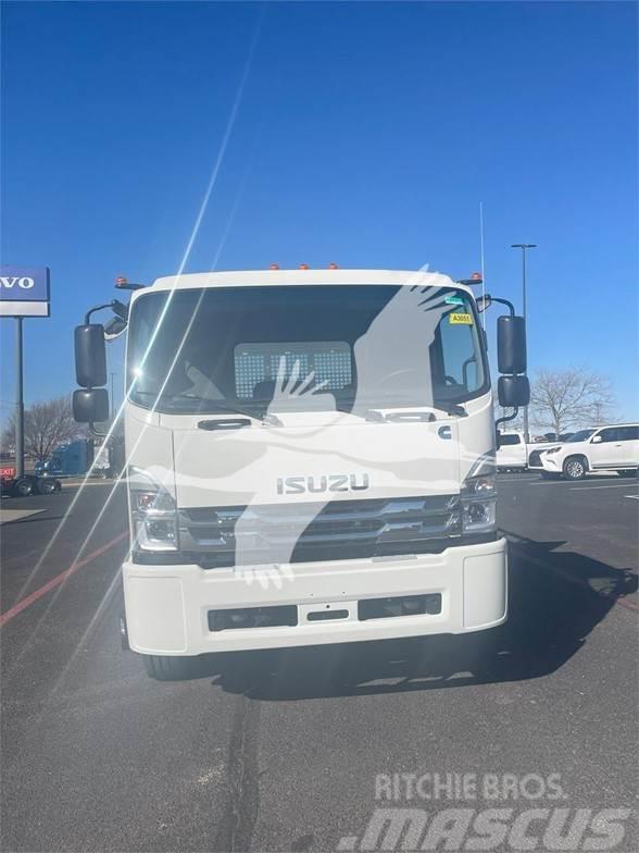 Isuzu FTR Camiones con chasís y cabina