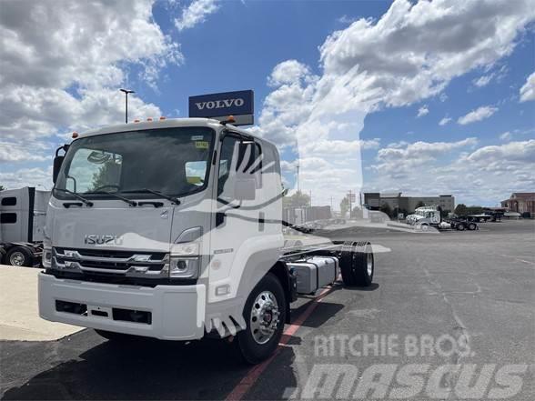 Isuzu FTR Camiones con chasís y cabina