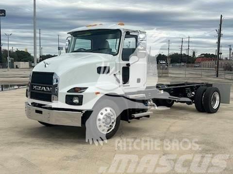 Mack MD6 Camiones con chasís y cabina