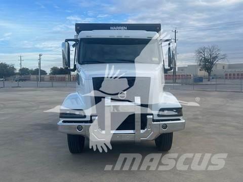 Volvo VHD64B300 Camiones con chasís y cabina