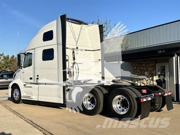 Volvo VNL64T860 Camiones tractor