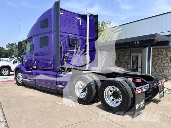 Volvo VNL64T860 Camiones tractor