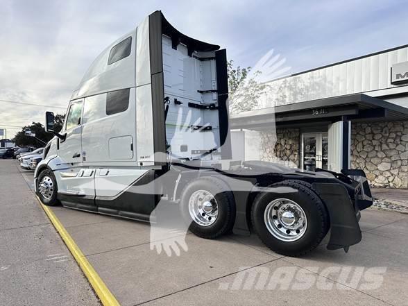 Volvo VNL64T860 Camiones tractor