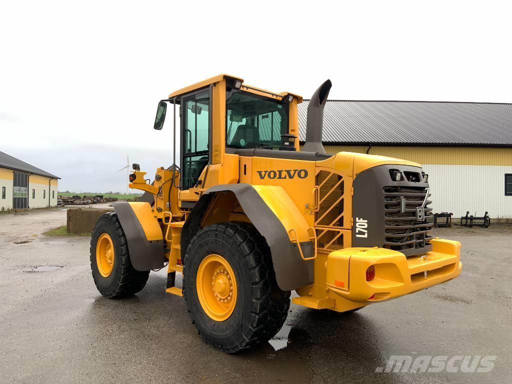 Volvo L70F lastmaskin Cargadoras sobre ruedas