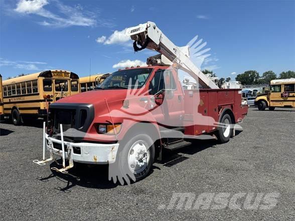 Ford F750 Plataformas sobre camión