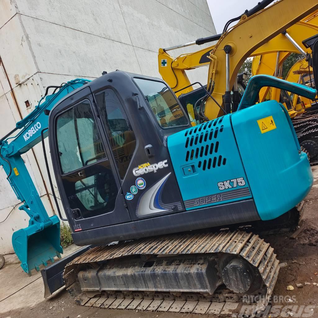 Kobelco SK 75 Excavadoras 7t - 12t