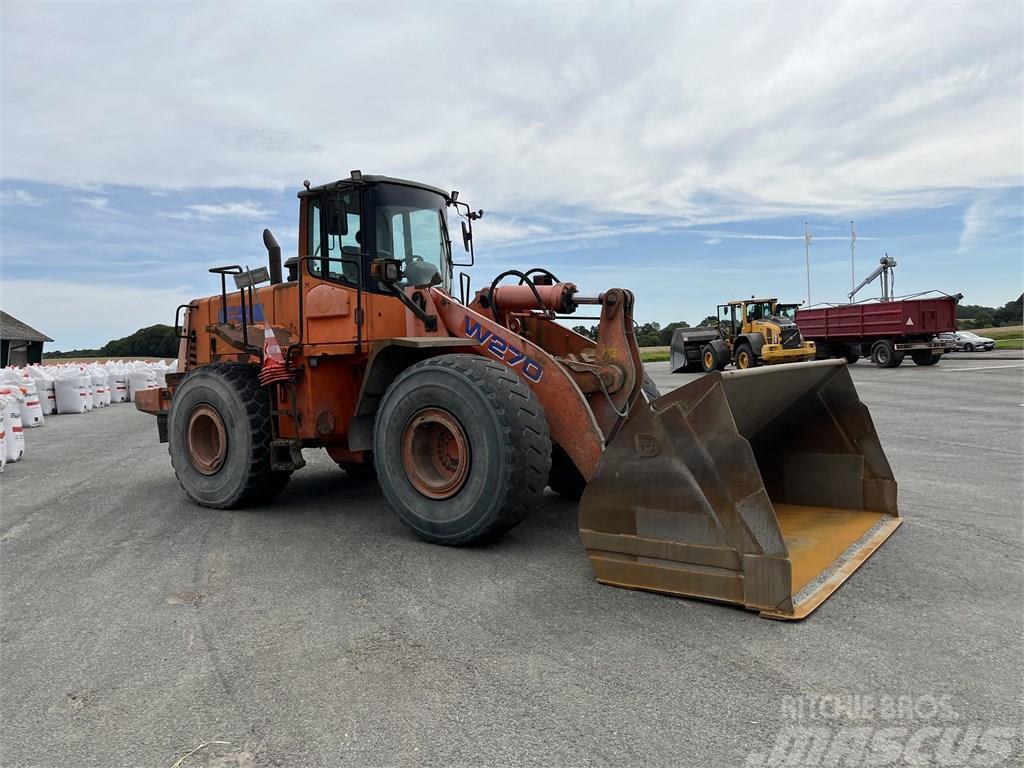 Hitachi W 270 Cargadoras sobre ruedas