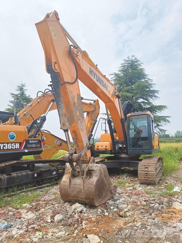 Hyundai R225 Excavadoras sobre orugas