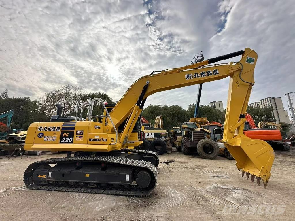 Komatsu PC 220 Excavadoras sobre orugas