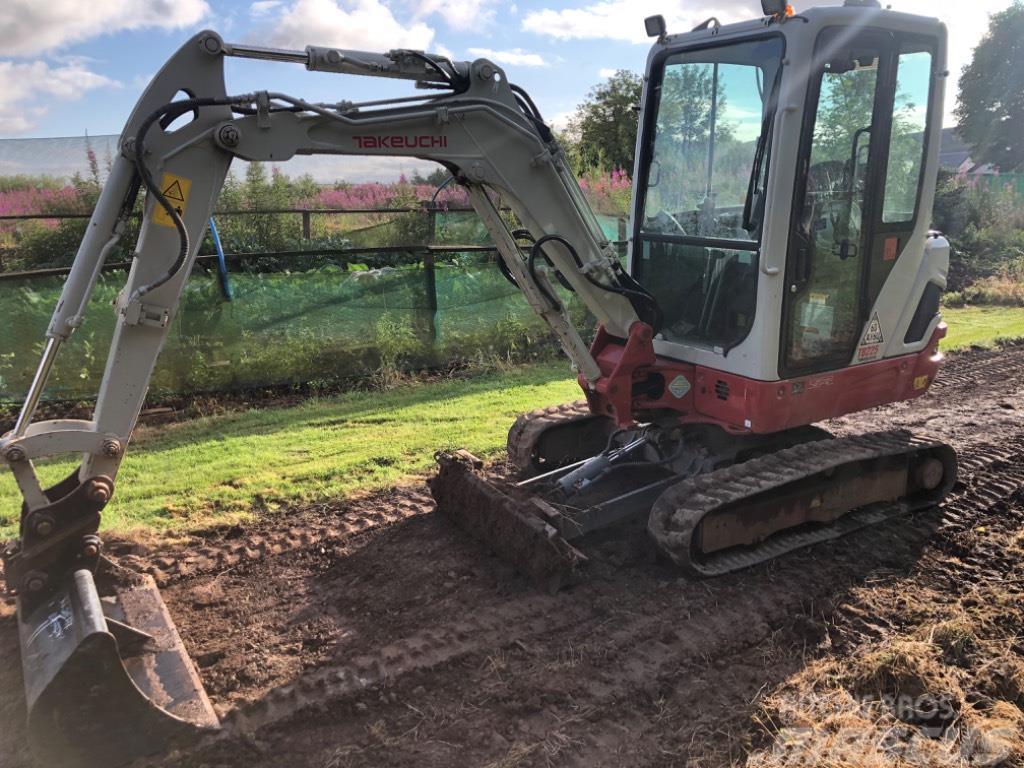 Takeuchi TB 225 Miniexcavadoras