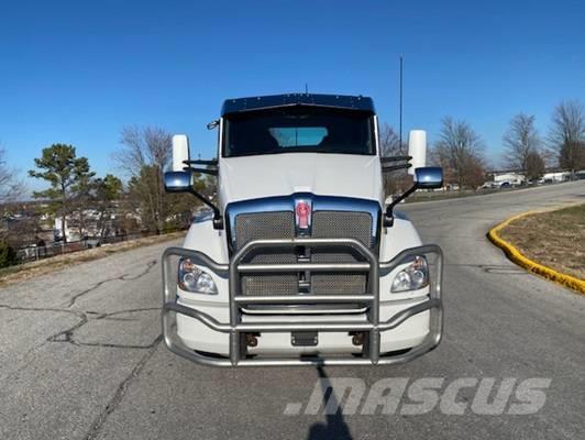 Kenworth T 680 Camiones tractor