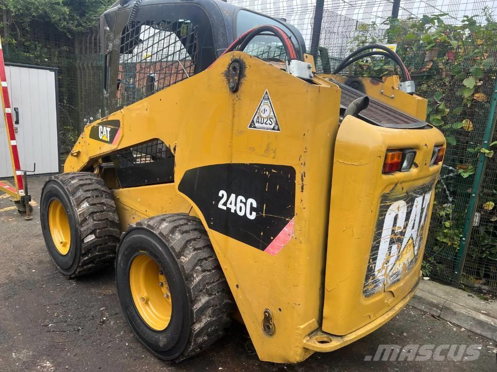 CAT 246 C Minicargadoras