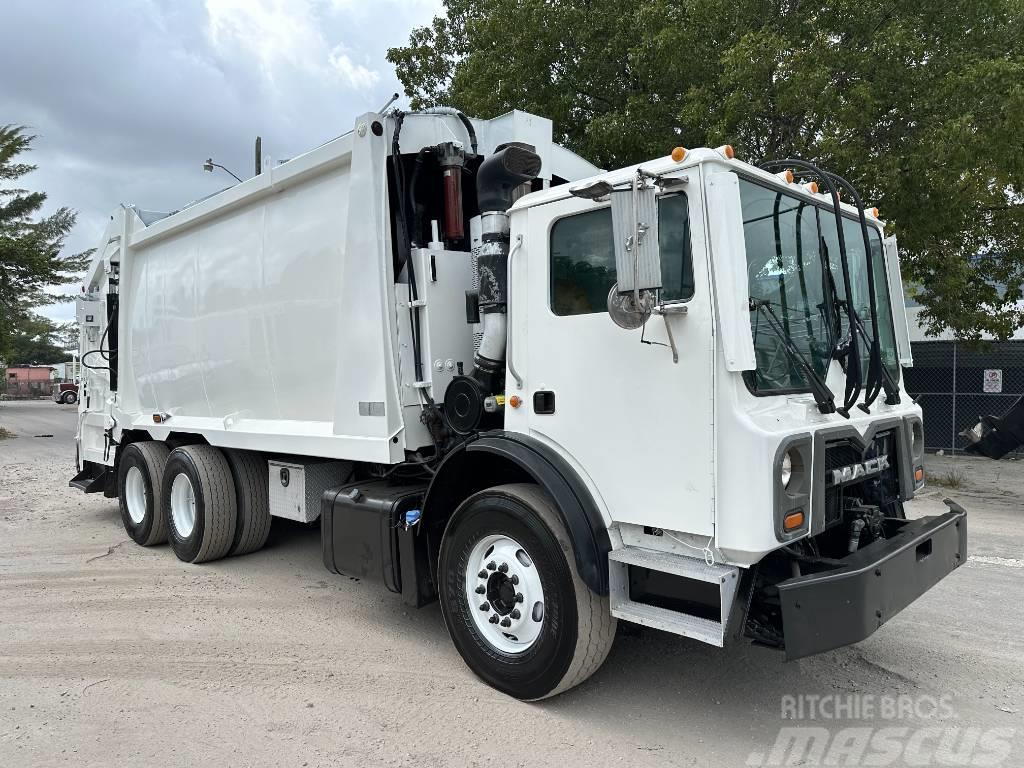 Mack MRU 613 Camiones de basura