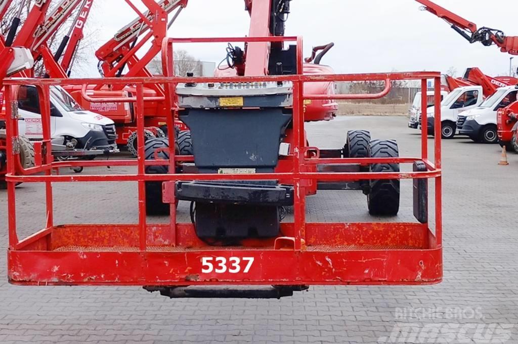 JLG 1250 AJP Plataformas con brazo de elevación manual