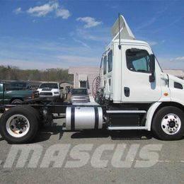 Freightliner Cascadia 113 Camiones tractor