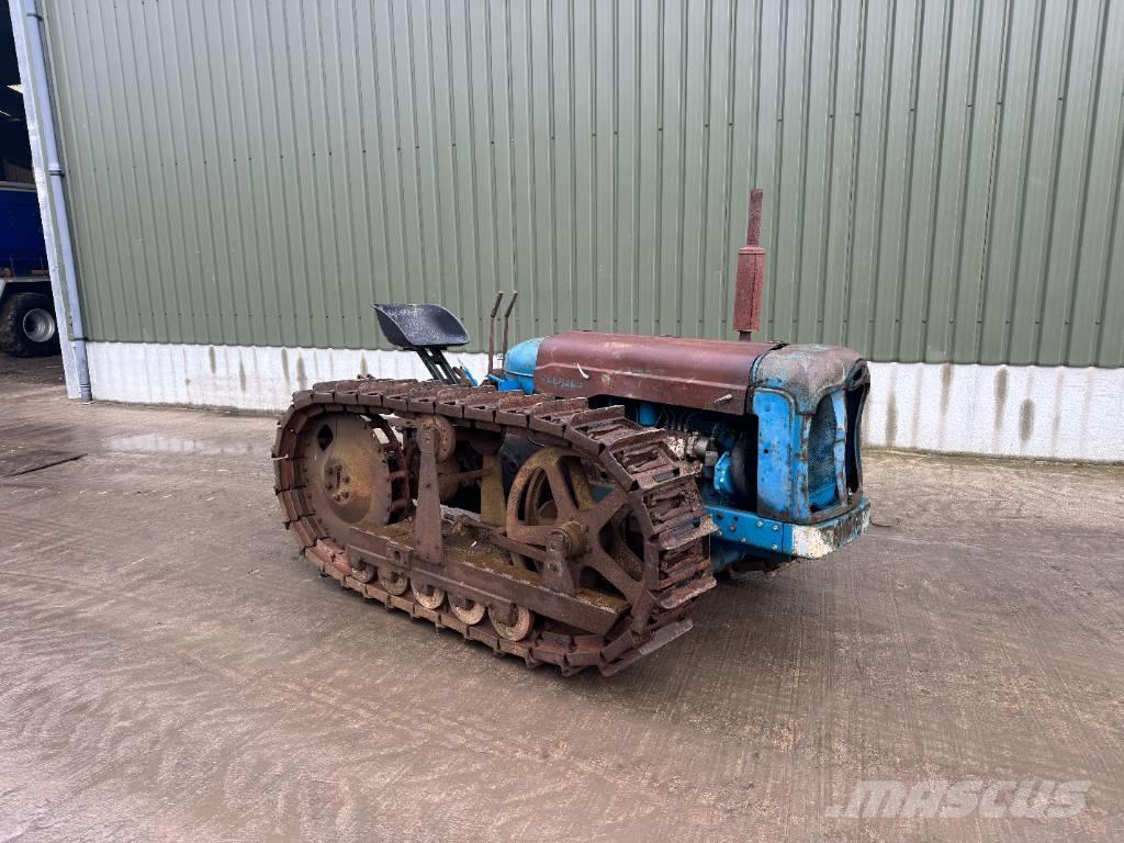 Fordson Major Crawler Tractores