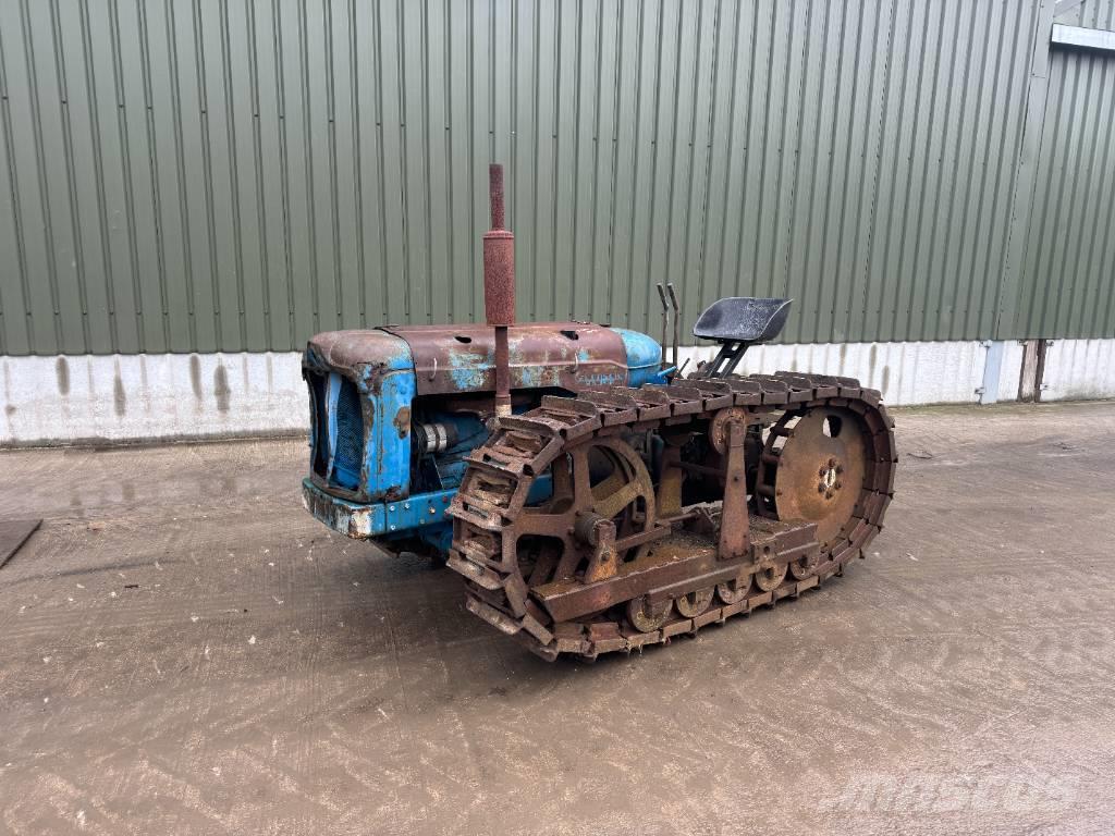 Fordson Major Crawler Tractores