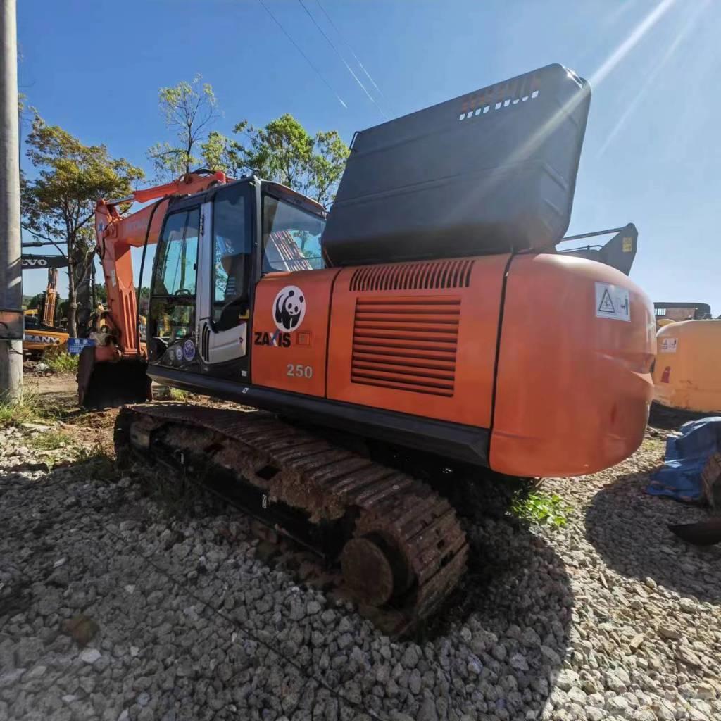 Hitachi ZX 250 Excavadoras sobre orugas