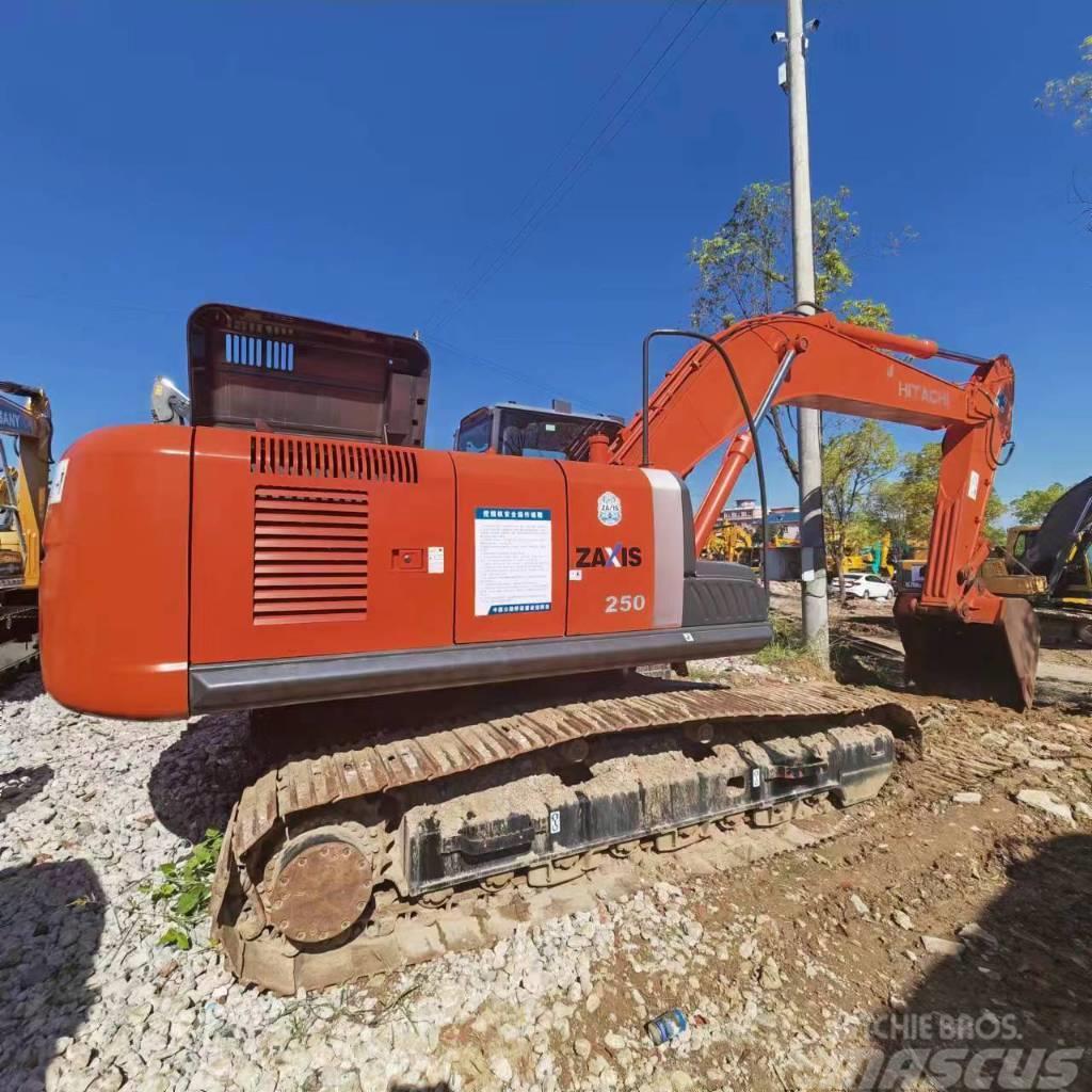 Hitachi ZX 250 Excavadoras sobre orugas