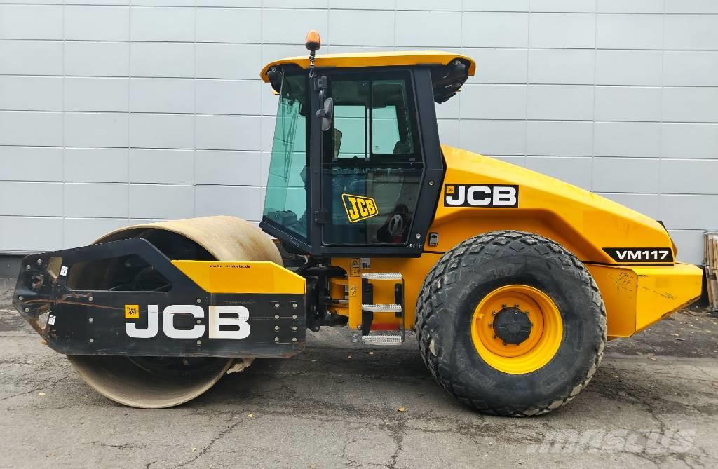 JCB VM 117 Rodillos de un solo tambor