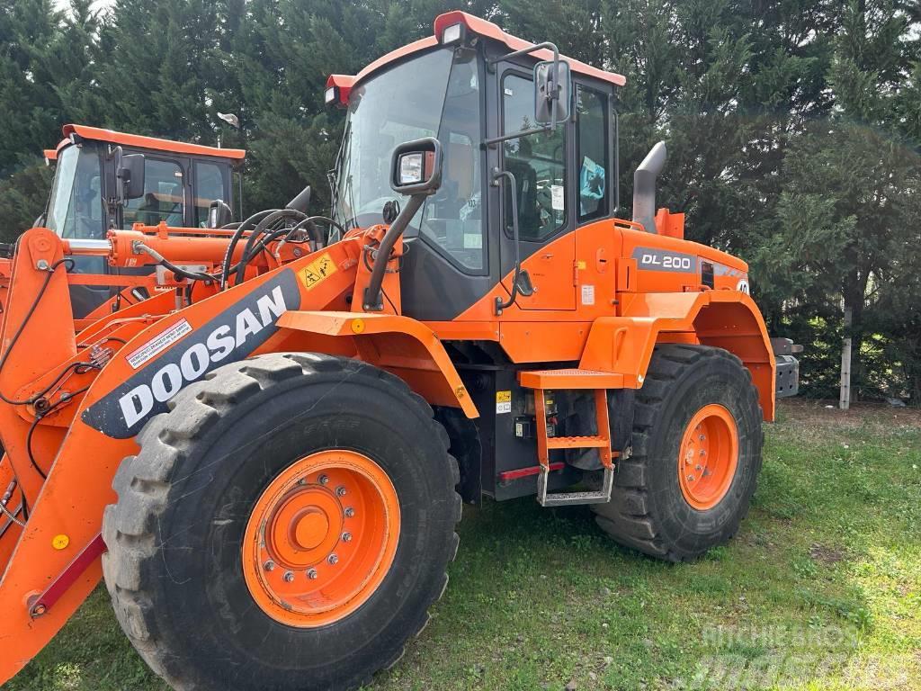 Doosan DL200-3 Cargadoras sobre ruedas