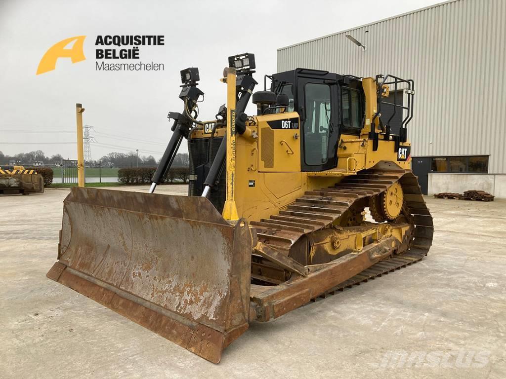 CAT D6T LGP Buldozer sobre oruga