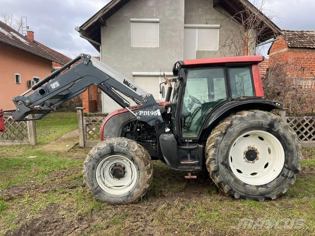 Valtra N 101 Tractores