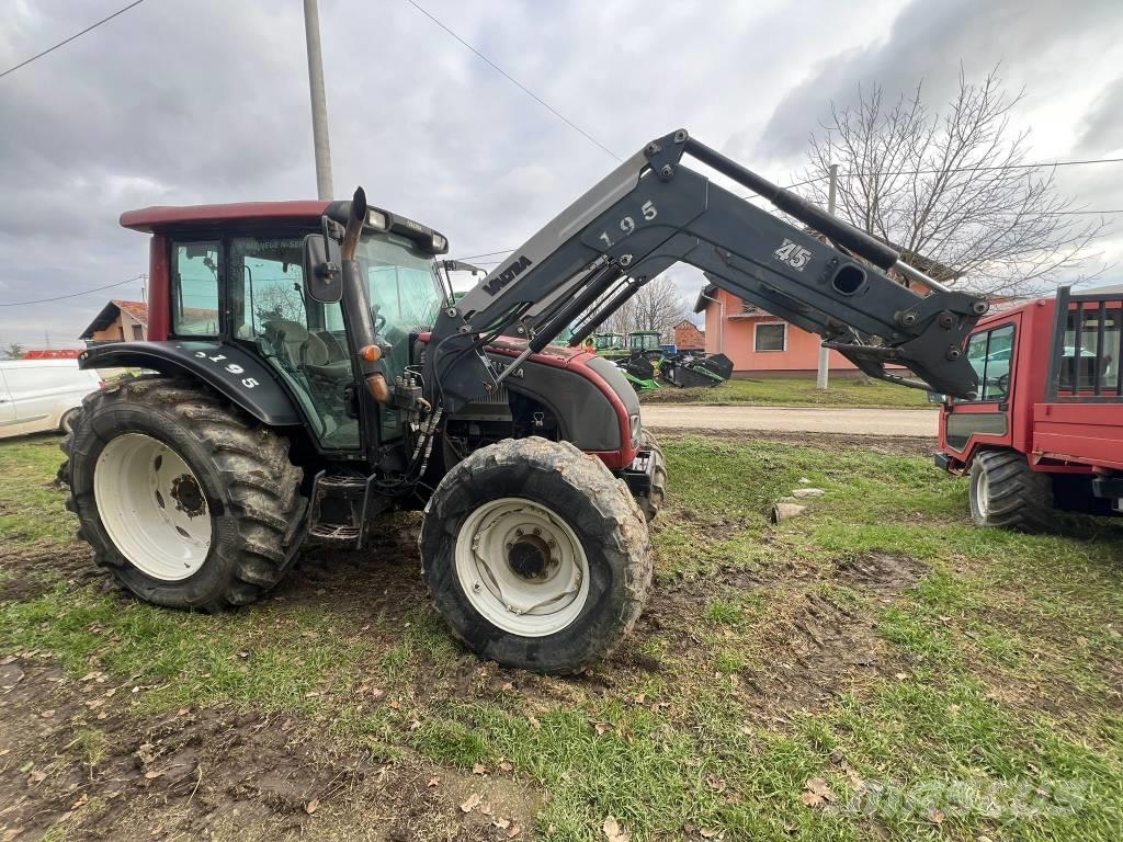 Valtra N 101 Tractores