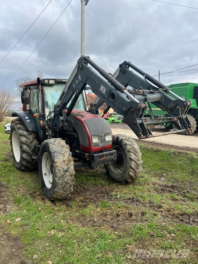 Valtra N 101 Tractores