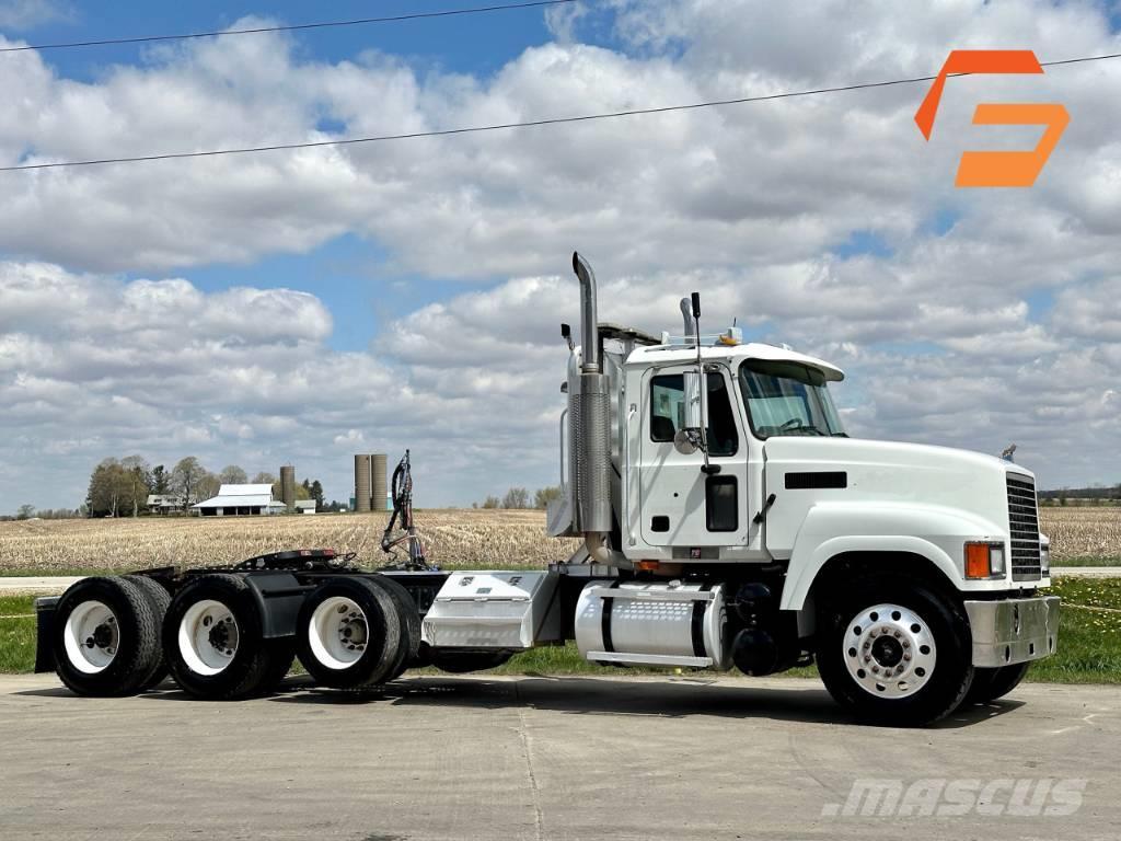 Mack CH 613 Camiones tractor