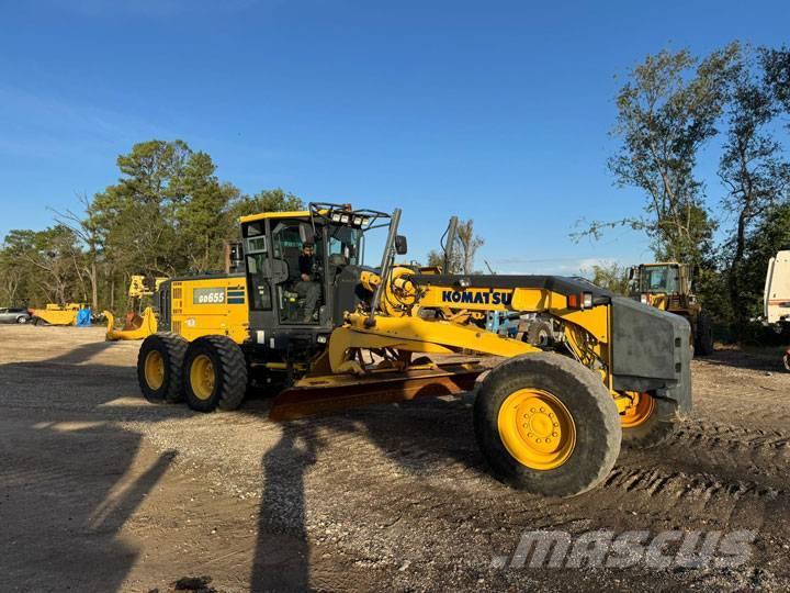 Komatsu GD655-6 Niveladoras