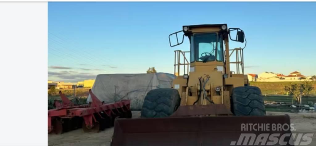 CAT 824 C Buldozer sobre ruedas