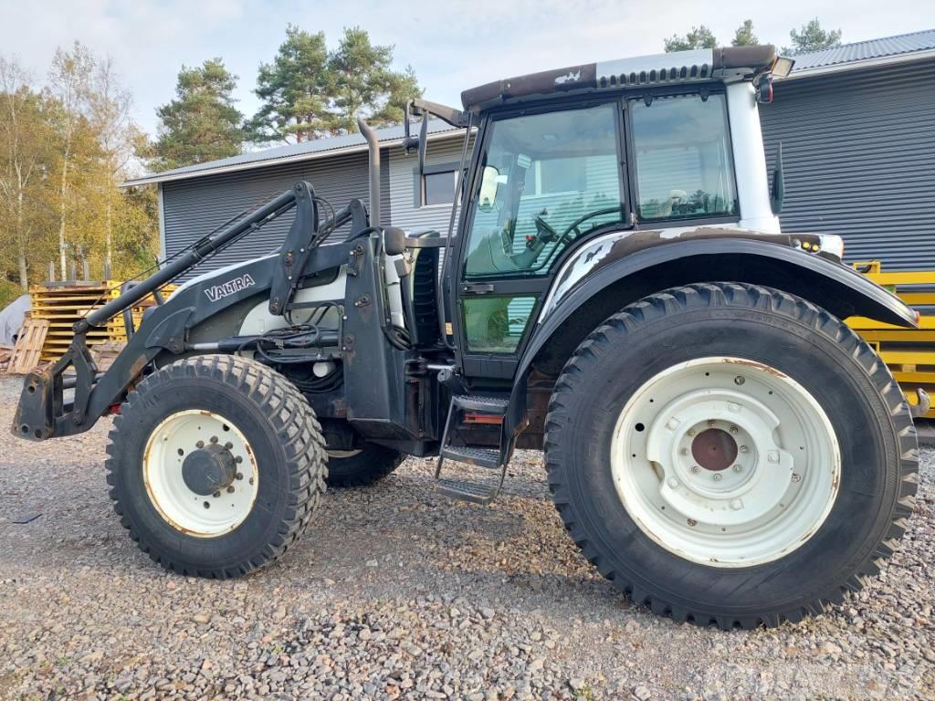 Valtra XM 130 Tractores