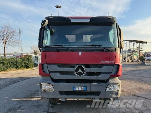 Mercedes-Benz 4141B Mezcladoras de cemento y hormigón