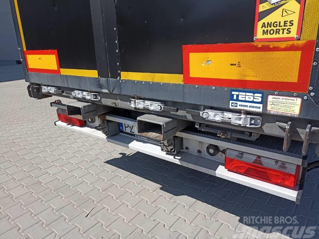 DAF XF 450 Camiones de caja de lona