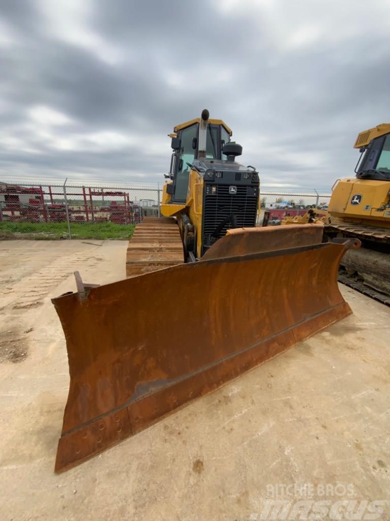 DEERE 750K Buldozer sobre oruga