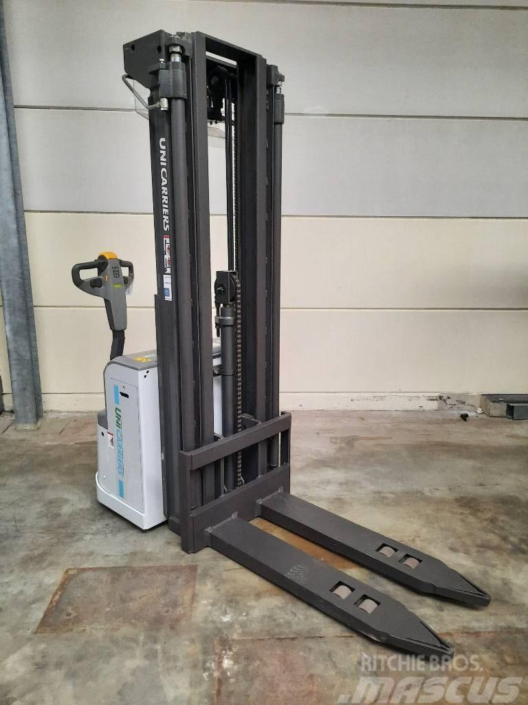 UniCarriers PSH200SDTFV540 Montacargas manual