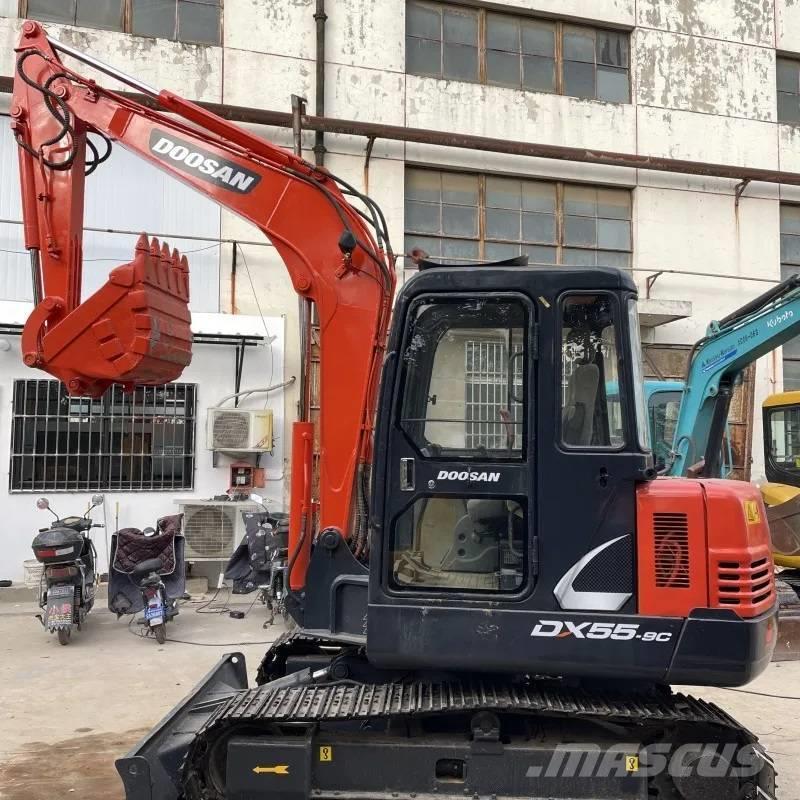 Doosan DX55-9C Excavadoras sobre orugas